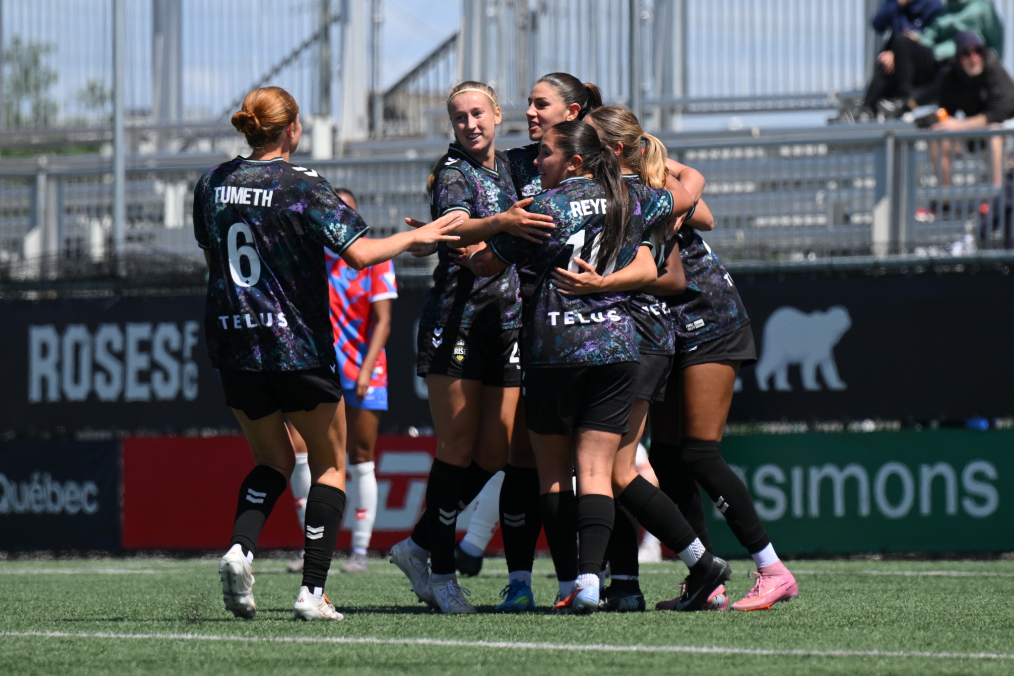 Vancouver Rise score late to secure a big victory away in Montreal